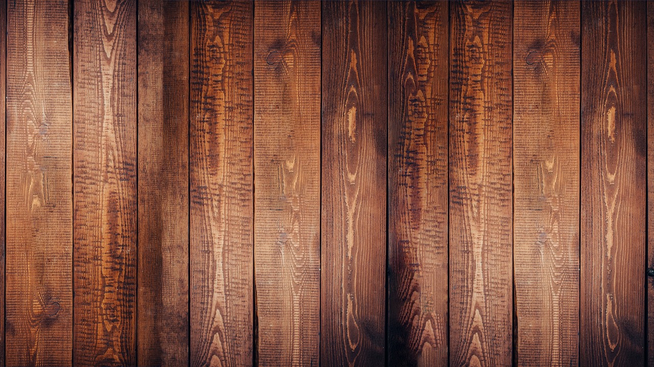 Ambachtelijke Houten Kerstversieringen voor een Authentieke Uitstraling