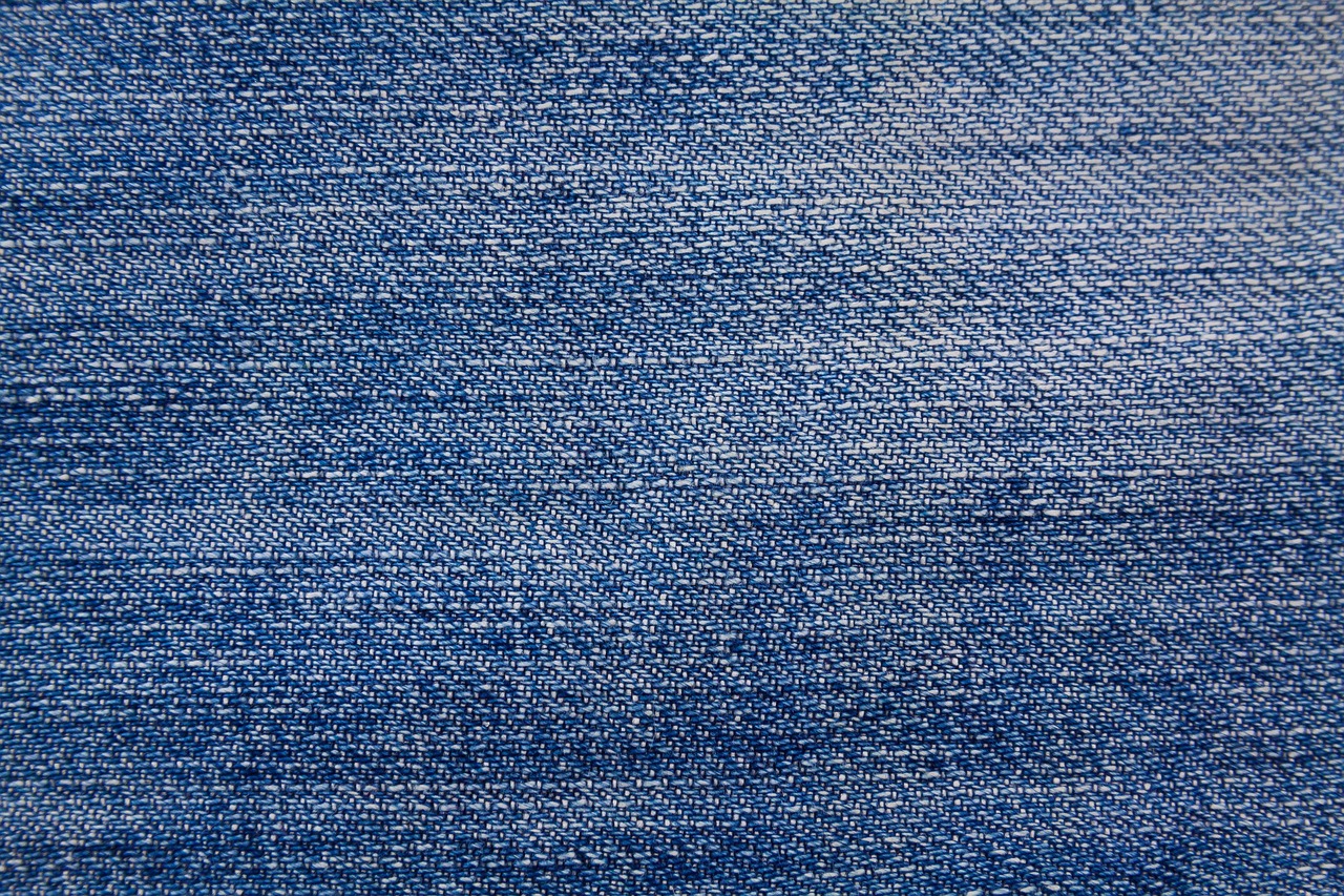 Hoe gebruik je neutrale textiel voor een geborgen sfeer